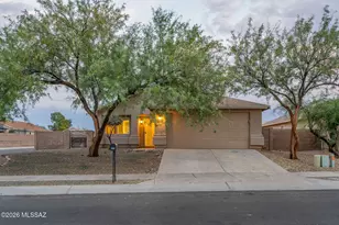 8090 E Sundew Dr, Tucson, AZ 85710 - Photo 3