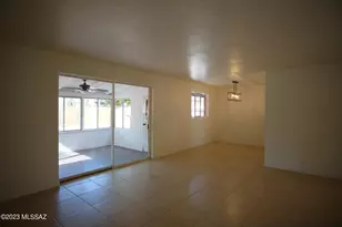 721 E Joan Pl, Tucson, AZ 85719 - Photo 7