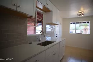 721 E Joan Pl, Tucson, AZ 85719 - Photo 3
