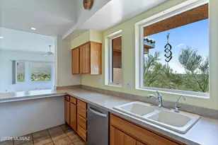 10431 N Stargazer Dr, Oro Valley, AZ 85737 - Photo 7