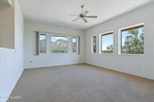 10431 N Stargazer Dr, Oro Valley, AZ 85737 - Photo 13