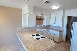 458 S Kenyon Dr, Tucson, AZ 85710 - Photo 5