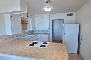 458 S Kenyon Dr, Tucson, AZ 85710 - Photo 9