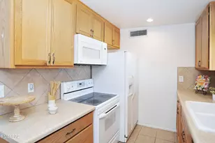 3651 E 33rd St, Tucson, AZ 85713 - Photo 11