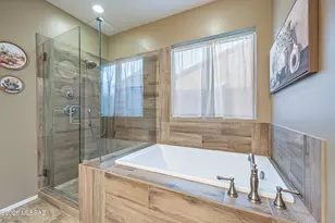 12652 N Fallen Shadows Dr, Marana, AZ 85658 - Photo 23