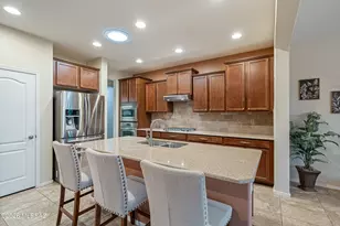 12652 N Fallen Shadows Dr, Marana, AZ 85658 - Photo 11