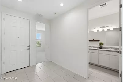 7806 S Enchanted Spring Drive, Tucson, AZ 85757 - Photo 5