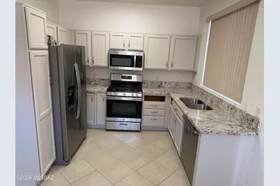 8095 W Cottonwood Wash Way, Marana, AZ 85743 - Photo 7