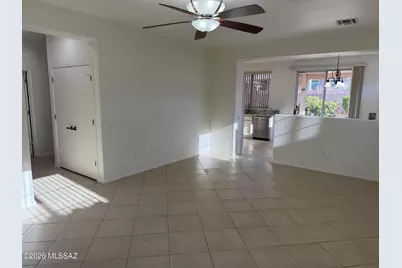 8095 W Cottonwood Wash Way, Marana, AZ 85743 - Photo 7