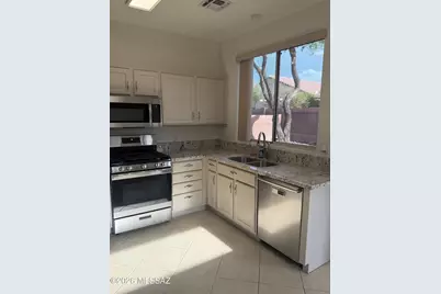 8095 W Cottonwood Wash Way, Marana, AZ 85743 - Photo 5