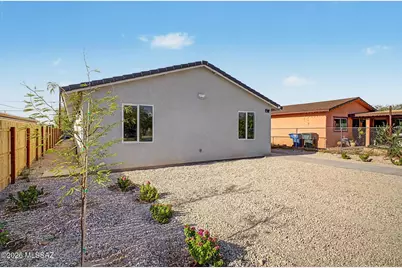 827 E 33rd, Tucson, AZ 85713 - Photo 3