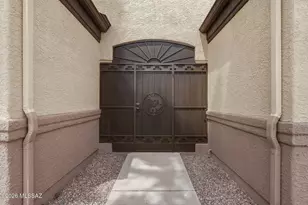 1961 E Canyon Wren Way, Green Valley, AZ 85614 - Photo 5
