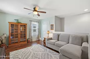 723 N Nestled Hummingbird Ln E, Sahuarita, AZ 85629 - Photo 7