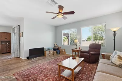 723 N Nestled Hummingbird Lane E, Sahuarita, AZ 85629 - Photo 3