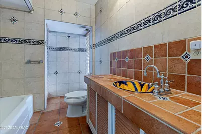 2558 E Blacklidge Drive, Tucson, AZ 85716 - Photo 25
