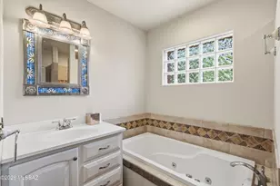 4565 E Don Jose Dr, Tucson, AZ 85718 - Photo 33