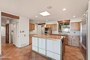 4565 E Don Jose Dr, Tucson, AZ 85718 - Photo 13