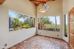 4565 E Don Jose Dr, Tucson, AZ 85718 - Photo 3
