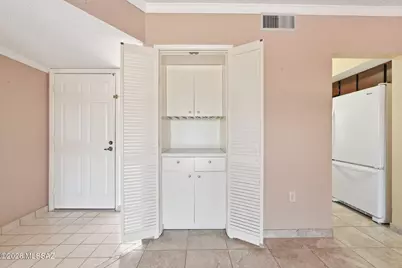 326 N Calle Del Chancero, Green Valley, AZ 85614 - Photo 11