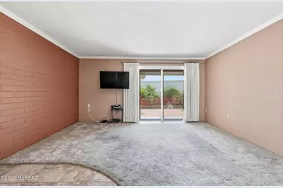 326 N Calle Del Chancero, Green Valley, AZ 85614 - Photo 7