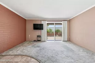 326 N Calle Del Chancero, Green Valley, AZ 85614 - Photo 7