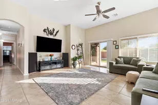 9777 N Hebden Way, Marana, AZ 85653 - Photo 19