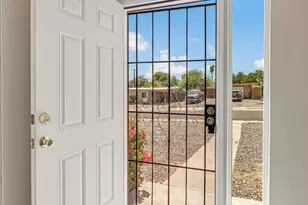 7617 E Morelos Pl, Tucson, AZ 85710 - Photo 7