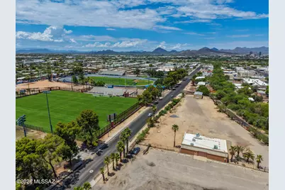 450 S Tucson Boulevard, Tucson, AZ 85716 - Photo 9