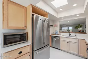 5454 N Arroyo Vista Dr, Tucson, AZ 85718 - Photo 17