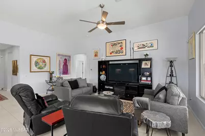 32433 S Desert Pupfish Drive, Oracle, AZ 85623 - Photo 13