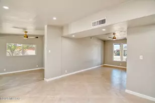 6458 E Calle Castor, Tucson, AZ 85710 - Photo 17
