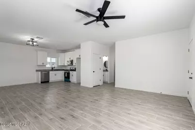 244 S Richmond Drive, Vail, AZ 85641 - Photo 3