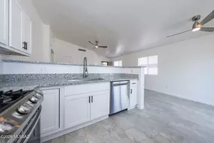 8873 E Rose Tree Dr, Tucson, AZ 85730 - Photo 7