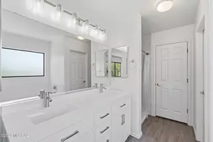 10811 E Limberbush Pl, Tucson, AZ 85748 - Photo 15