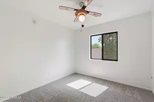 10811 E Limberbush Pl, Tucson, AZ 85748 - Photo 19