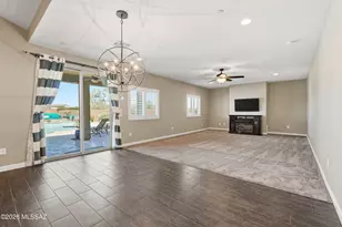 8910 W Irongate Rd, Tucson, AZ 85743 - Photo 9