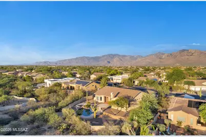 11653 N Desert Holly Drive, Tucson, AZ 85737 - Photo 47