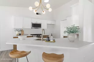 9810 E Stonehaven Way, Tucson, AZ 85747 - Photo 17