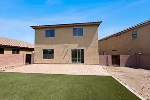935 W Placita Canalito, Green Valley, AZ 85614 - Photo 5