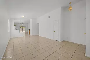 10486 E Dusky Willow Dr, Tucson, AZ 85747 - Photo 9