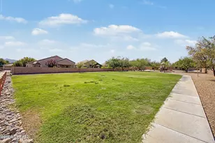 10486 E Dusky Willow Dr, Tucson, AZ 85747 - Photo 37
