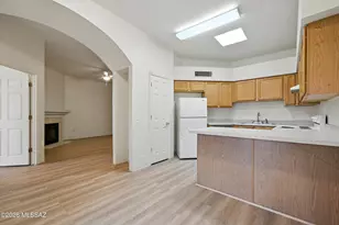 2447 N Fair Oaks Ave, Tucson, AZ 85712 - Photo 7