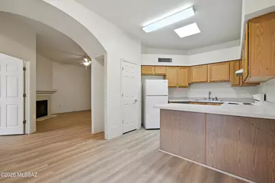 2449 N Fair Oaks Avenue, Tucson, AZ 85712 - Photo 7