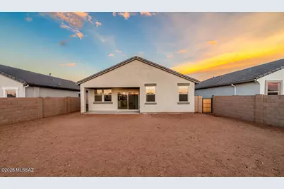 10066 N Guayacan Trail, Marana, AZ 85653 - Photo 27
