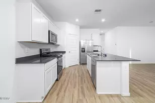 10066 N Guayacan Trail, Marana, AZ 85653 - Photo 9