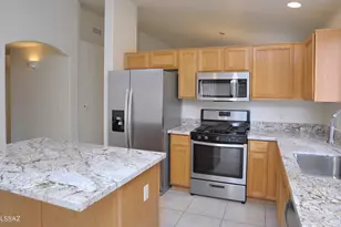 2633 W Cezanne Cir, Tucson, AZ 85741 - Photo 11