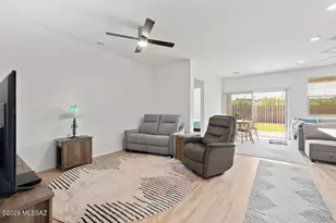 10018 N Cascalote Ln, Marana, AZ 85653 - Photo 9