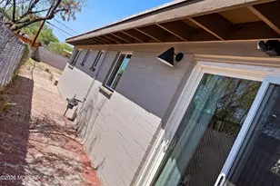 601 E Linden St, Tucson, AZ 85705 - Photo 23