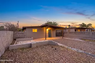 601 E Linden St, Tucson, AZ 85705 - Photo 1