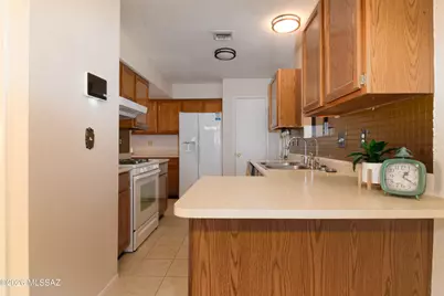 4949 W Doria Drive, Tucson, AZ 85742 - Photo 7